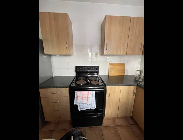 2 BEDROOM APARTMENT RENTED IN PINETOWN CENTRAL